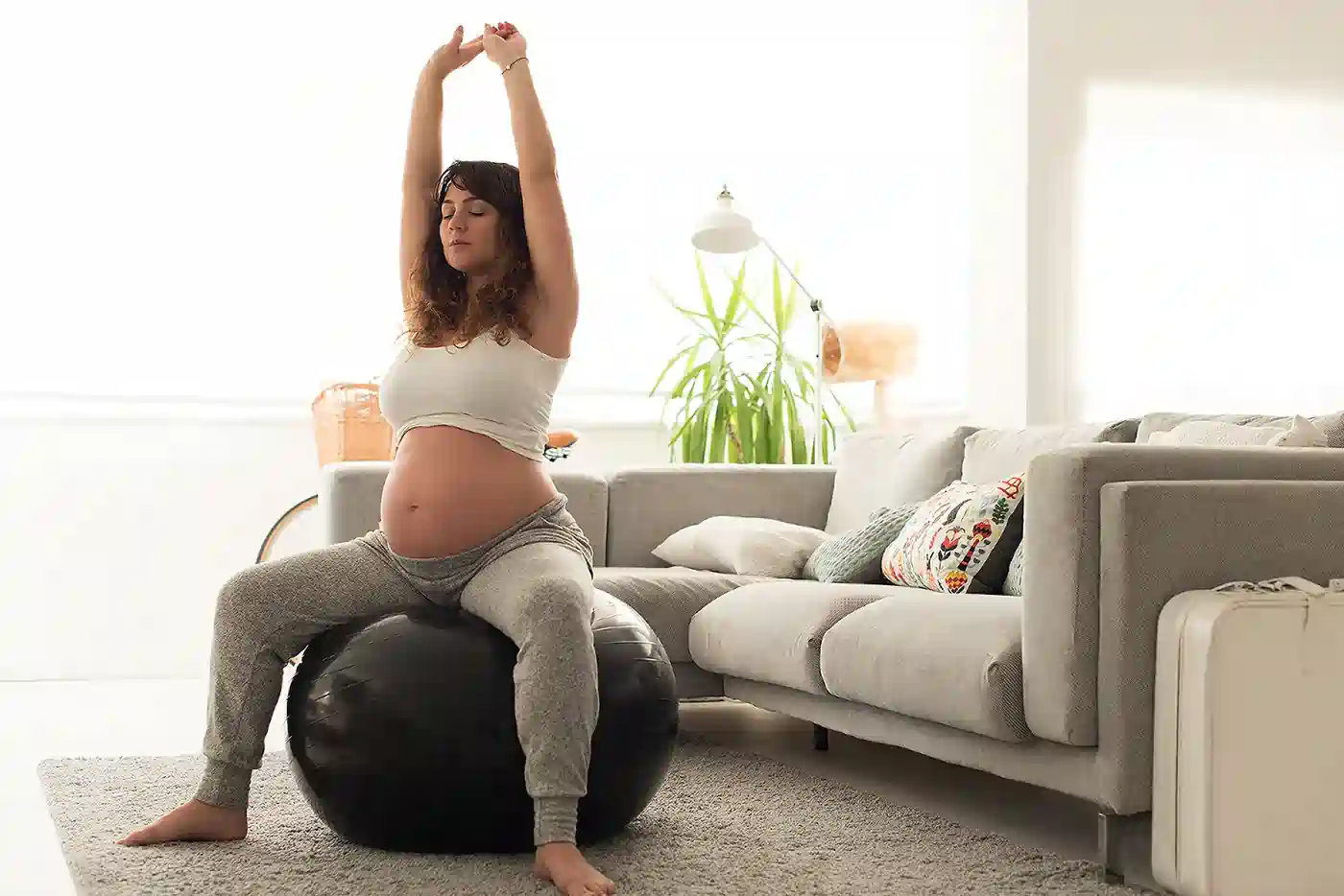 How to Support Your Core Safely During Pregnancy Liphook